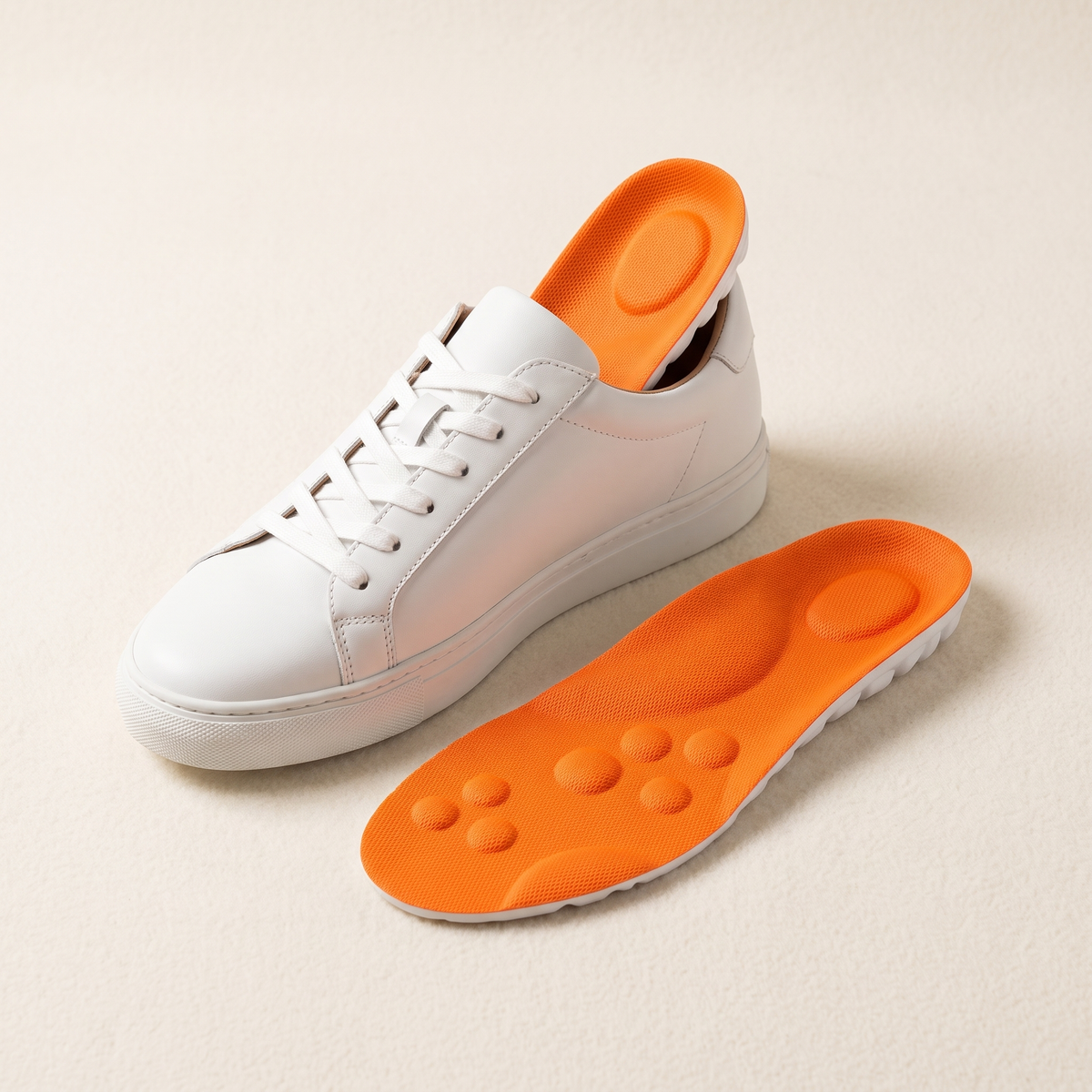 Semelle ConfortPlus glissée dans une basket